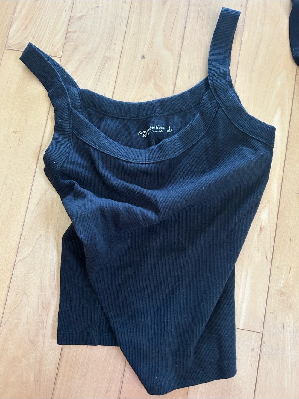 Abercrombie soft essentials tank